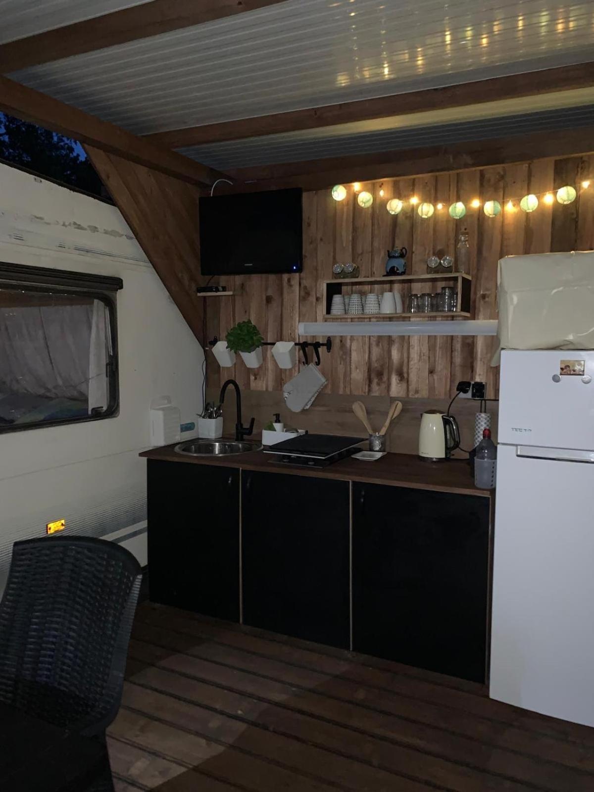 Large Camper In The Olive Grove Hotel Баньоле Екстериор снимка