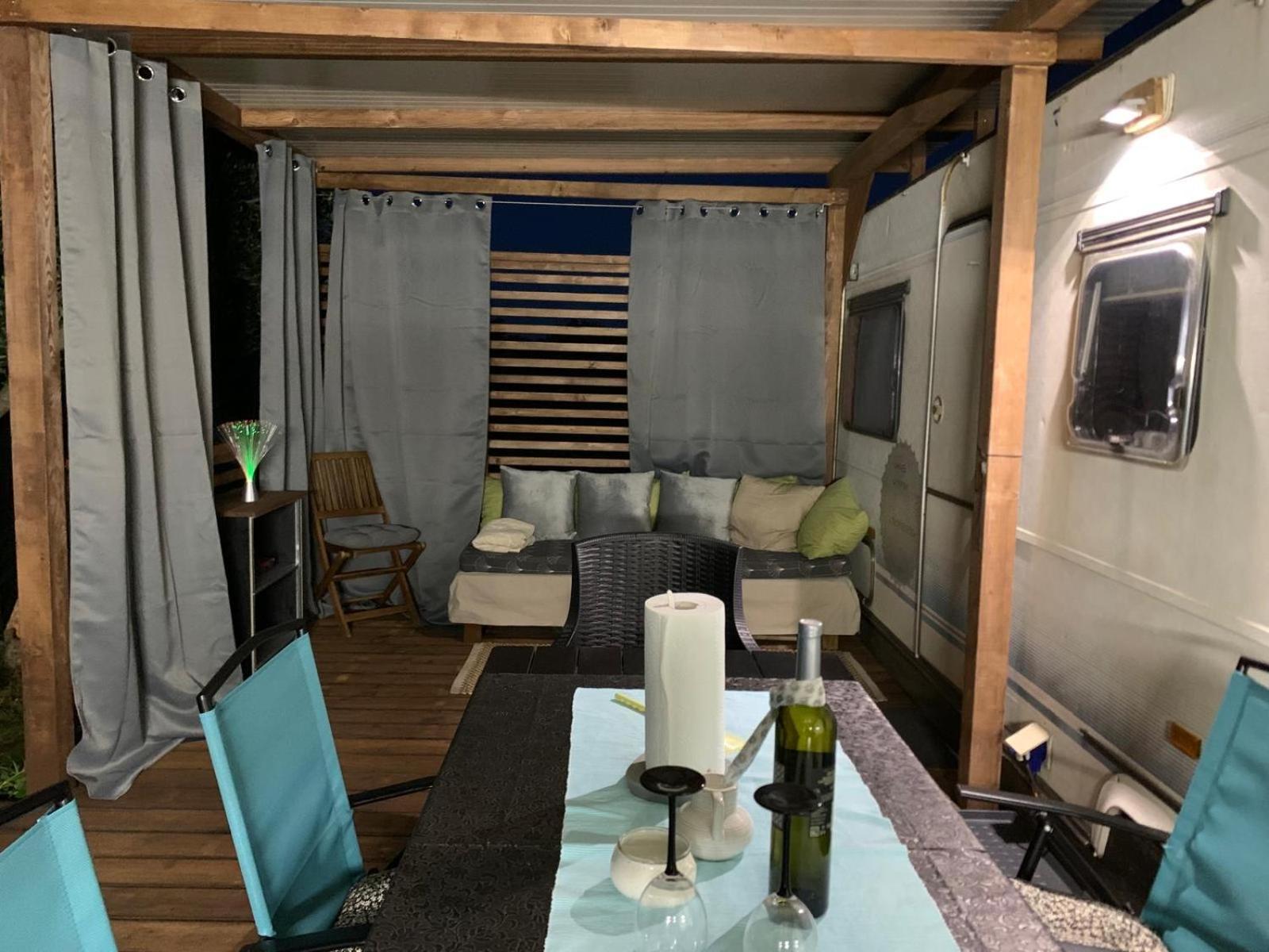 Large Camper In The Olive Grove Hotel Баньоле Екстериор снимка